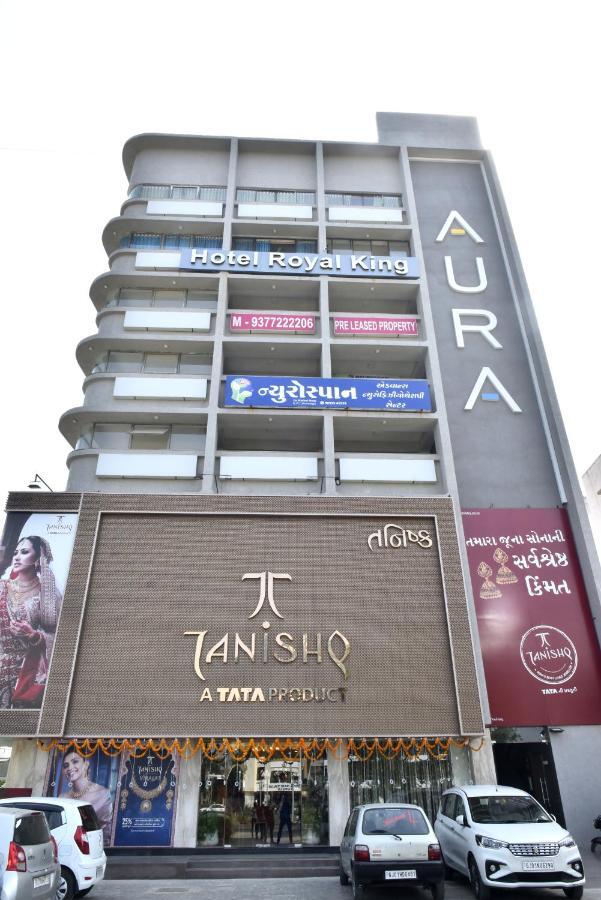 Hotel Royal King By Sky Stays Ahmedabad Exterior foto