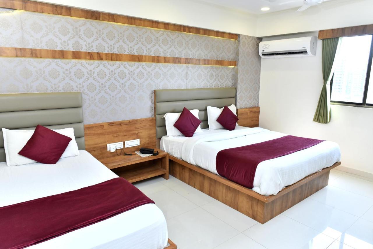 Hotel Royal King By Sky Stays Ahmedabad Exterior foto